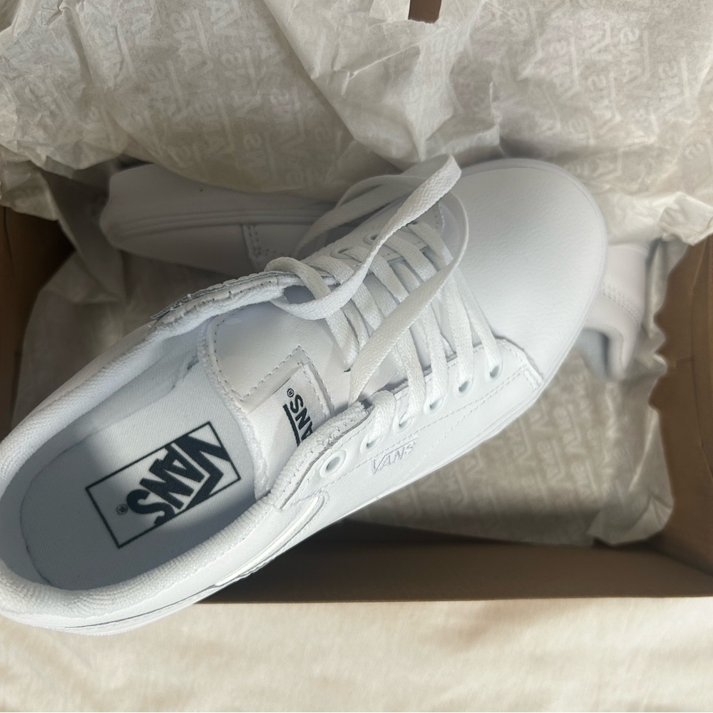White Vans size 7.5
